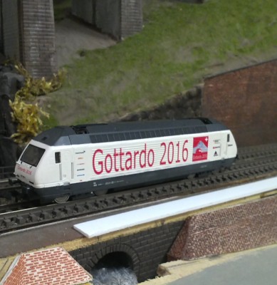 re 460 gottardo 2016.jpg