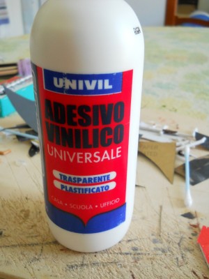 Adesivo vinilico.jpg