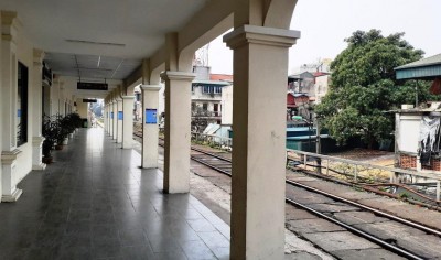 Stazione_04, marciapiede.jpg