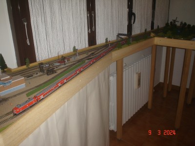 6 treni digitali e analogici 12 loco 6 analogiche e 6 digitali 013.JPG